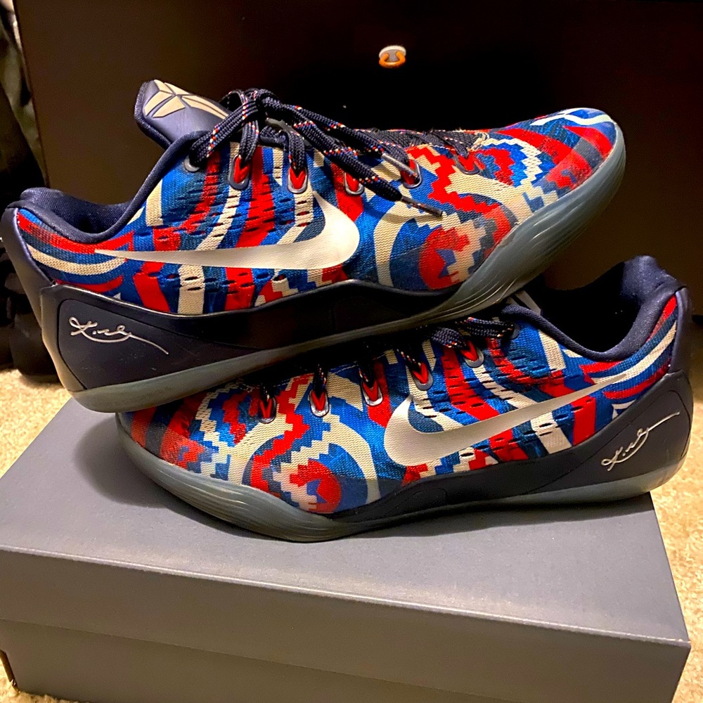 Nike Kobe 9 EM “Independence Day” Size 11.5